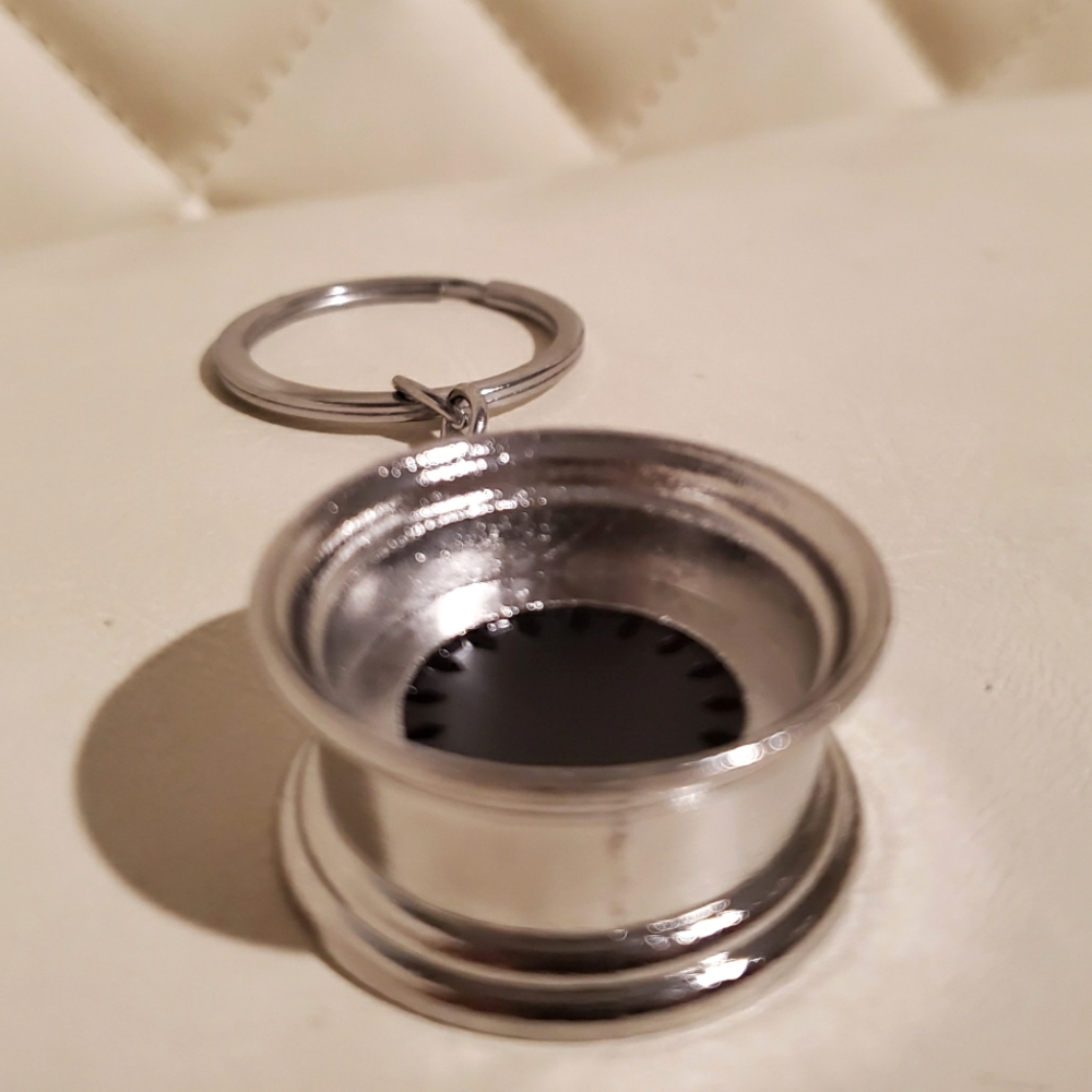 3/$10 Black Mesh Wheel Keychain - Picture 3 of 3